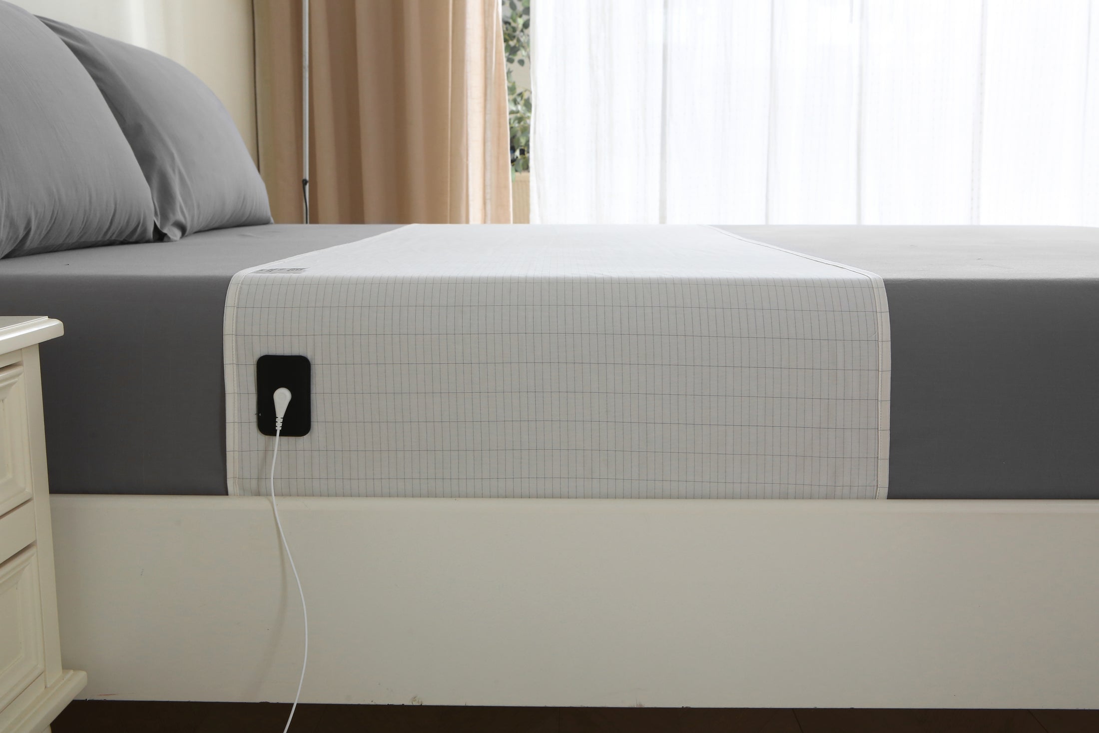 EarthSync Grounding Flat Half Sheet